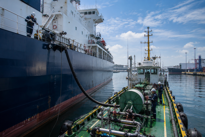 Bunkering Hull Cleaning